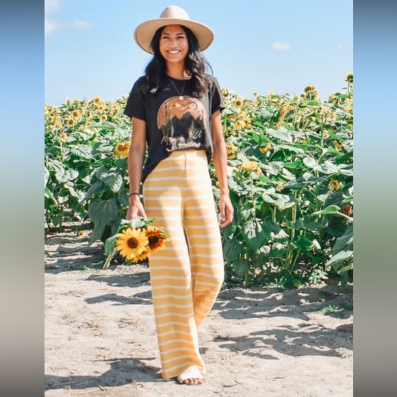 Zara Striped Yellow Women's Pants size M crochet casual summer country garden - Picture 1 of 11